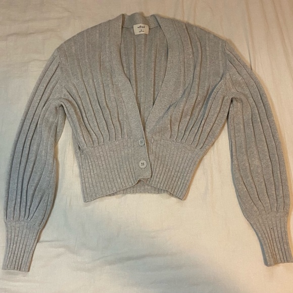 Wilfred Plunge Front Grey Cardigan - Picture 2 of 3